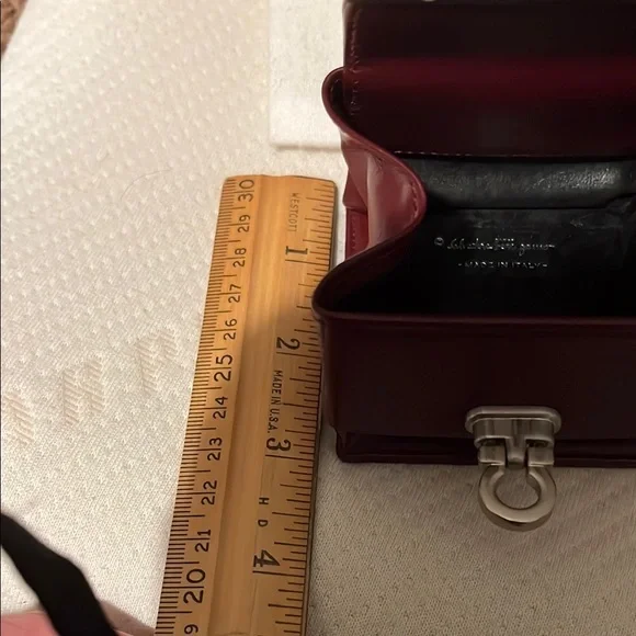 Salvatore Ferragamo Red Leather Coin Purse/ Pouch Silver Hardware Vintage - Picture 13 of 16